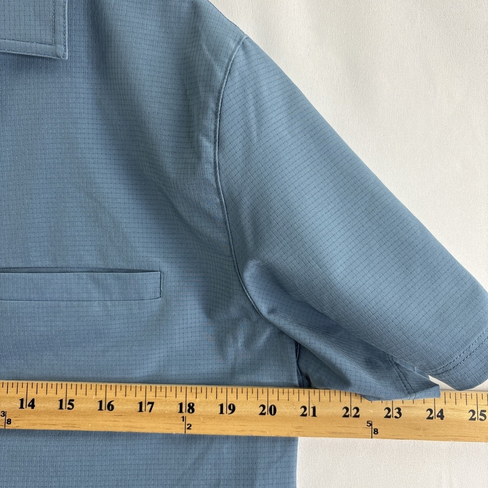 All In Motion NWT Men's Blue Medium Button Down S/S Tech Shirt Travel Casual - Picture 2 of 6